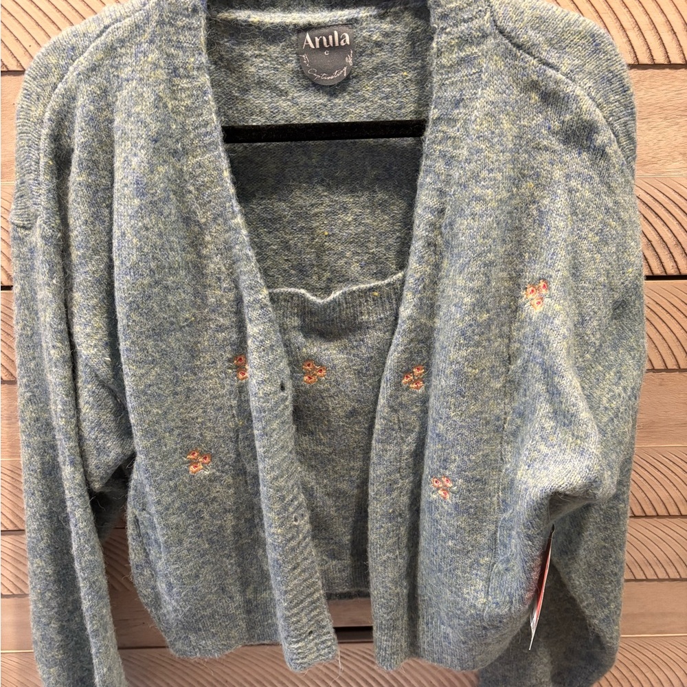 ARULA Crop Sweater Set